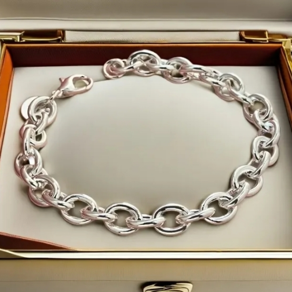 Sterling Silver Chain Bracelet - Picture 4 of 9